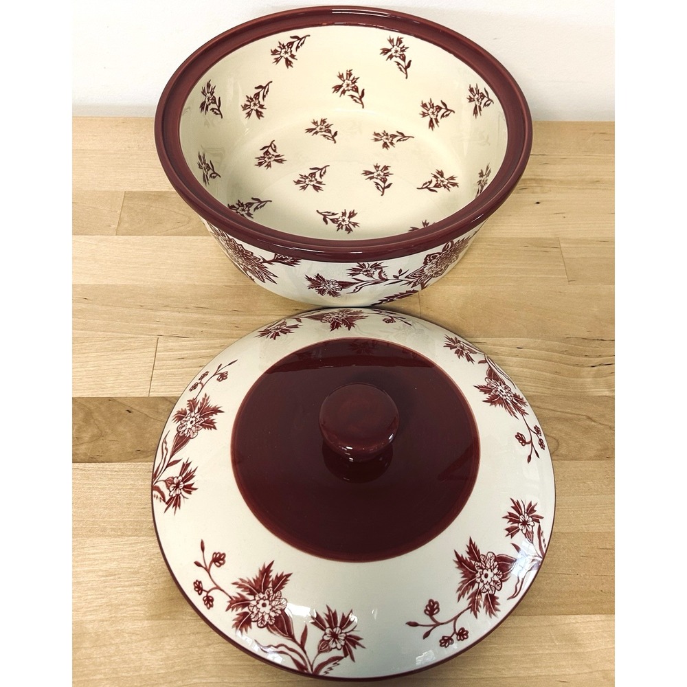 Temptations by Tara Cranberry Toile Round Baker 2qt Lid Wire Rack Trivet Cottage - Picture 8 of 14